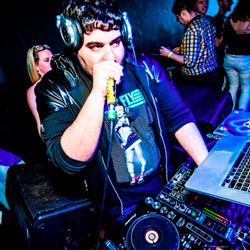DJ BeatBreaker – Aug 2014 Live Mixshow