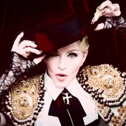 Madonna – Living For Love (Manuel De Diego Remix)