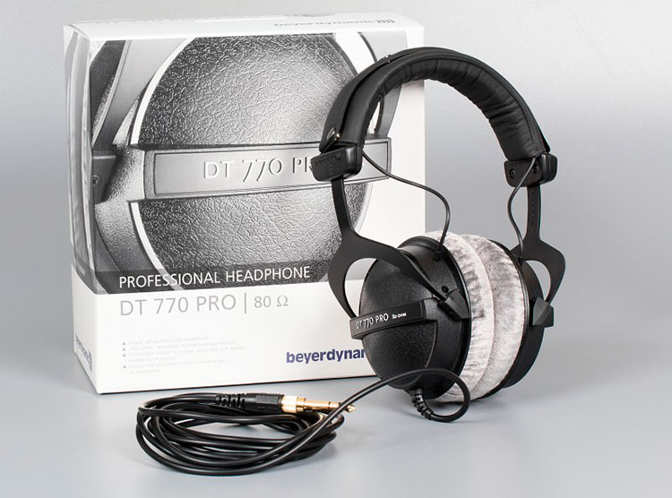 Beyerdynamic DT 770 PRO headphones